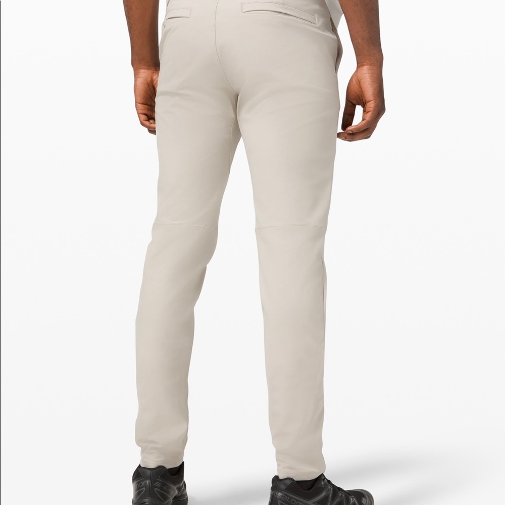 Lululemon Commission Pant Slim 32x34 Light stone - Picture 8 of 15